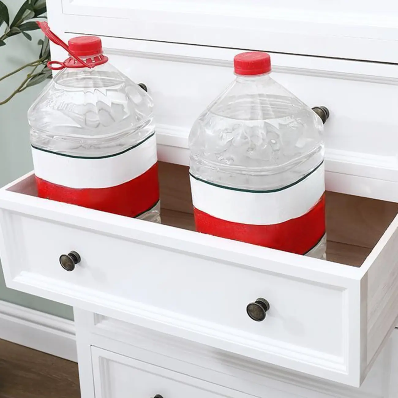 Art Deco Lumber Vertical/Horizontal Lingerie Chest/Console Dresser with 9 Drawers/5 Drawers/7 Drawers Sleeping Room Image - 8 | homeyfad