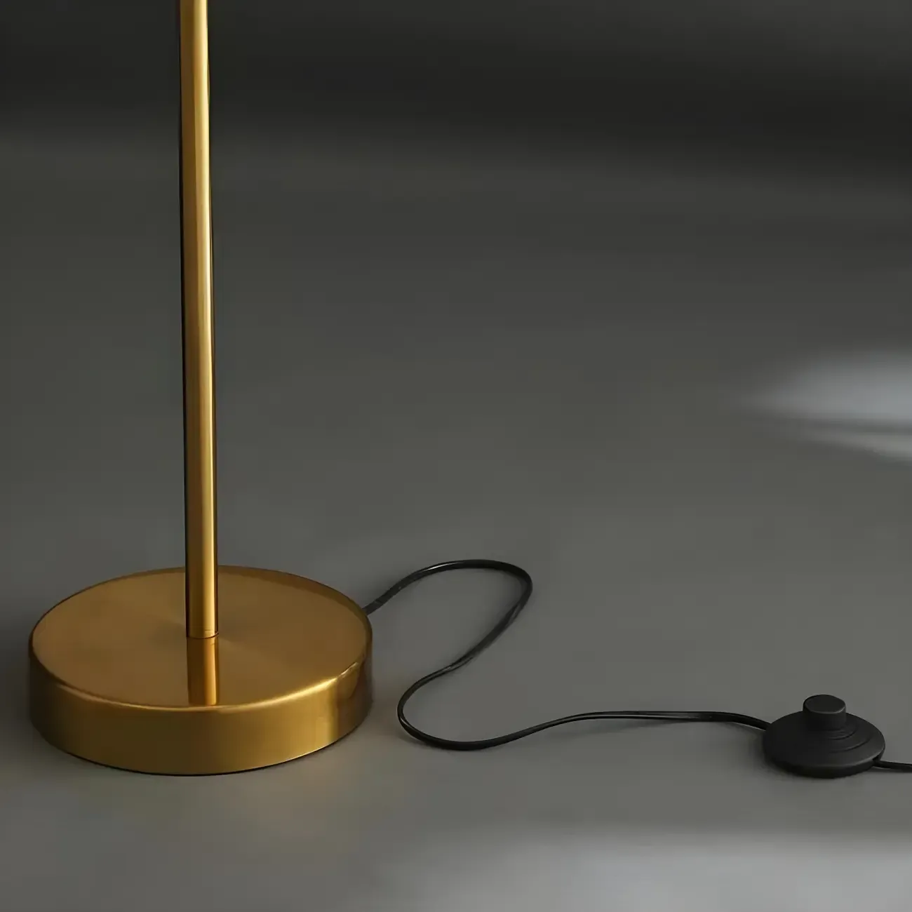 3-Light Unique Dimmable Gold Floor Lamp with Adjustable Head Image - 6