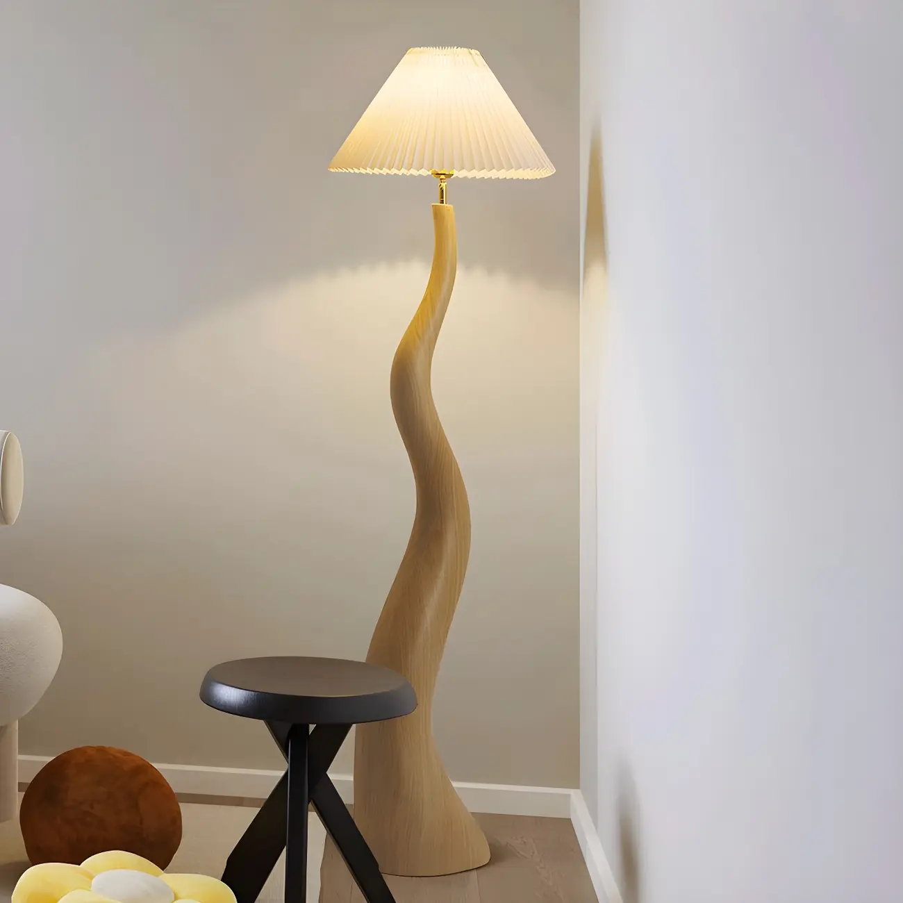 Oriental Resin Wave Floor Lamp for Living Room Decor Image - 8 | homeyfad