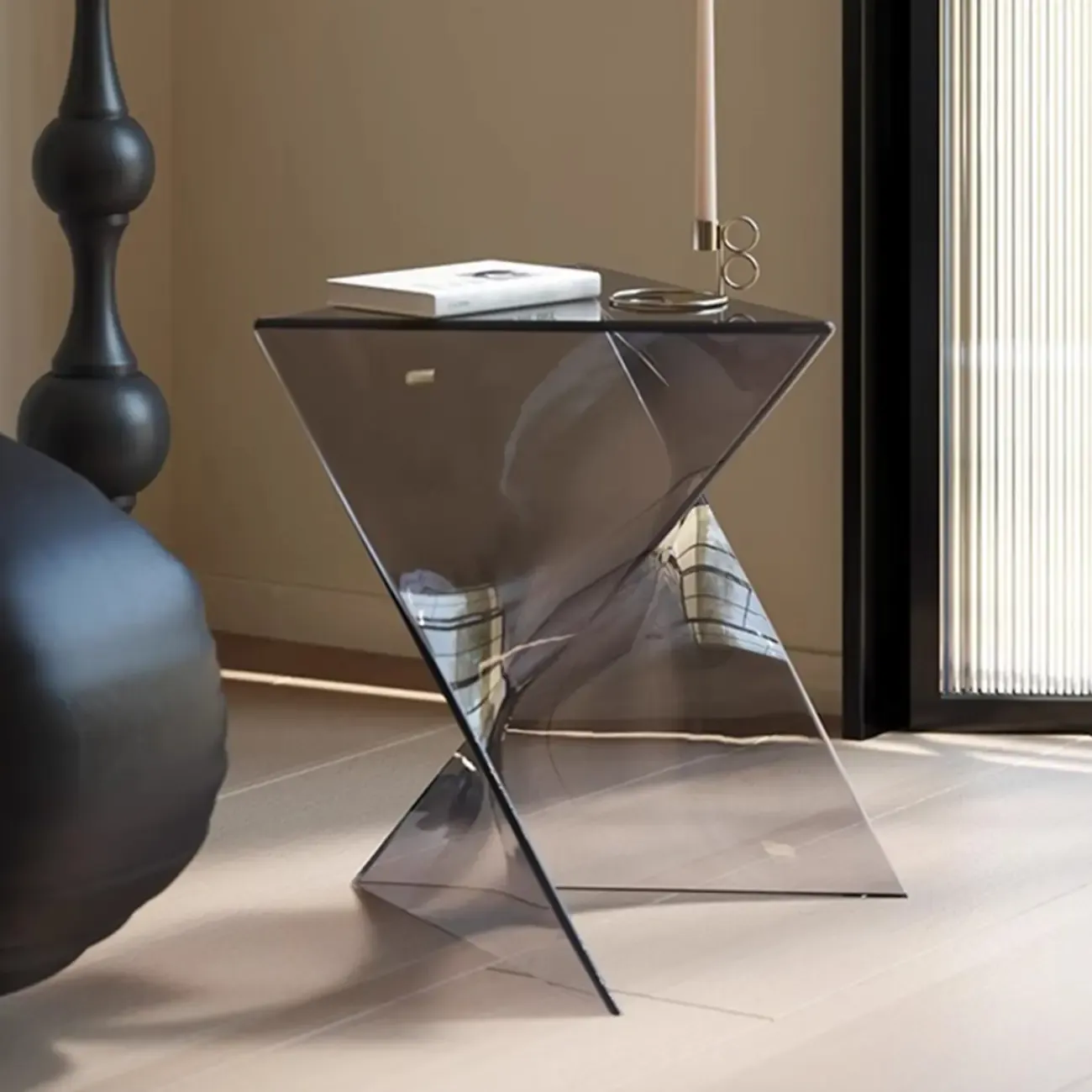 Unique Modern Clear Acrylic End Table for Living Room Image - 6