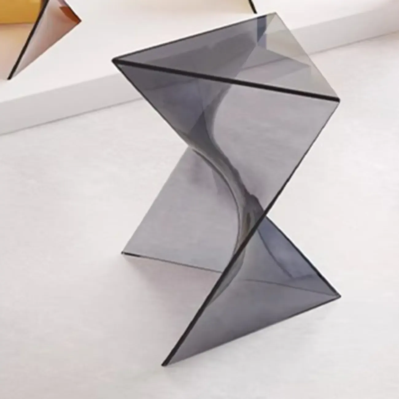 Unique Modern Clear Acrylic End Table for Living Room Image - 8
