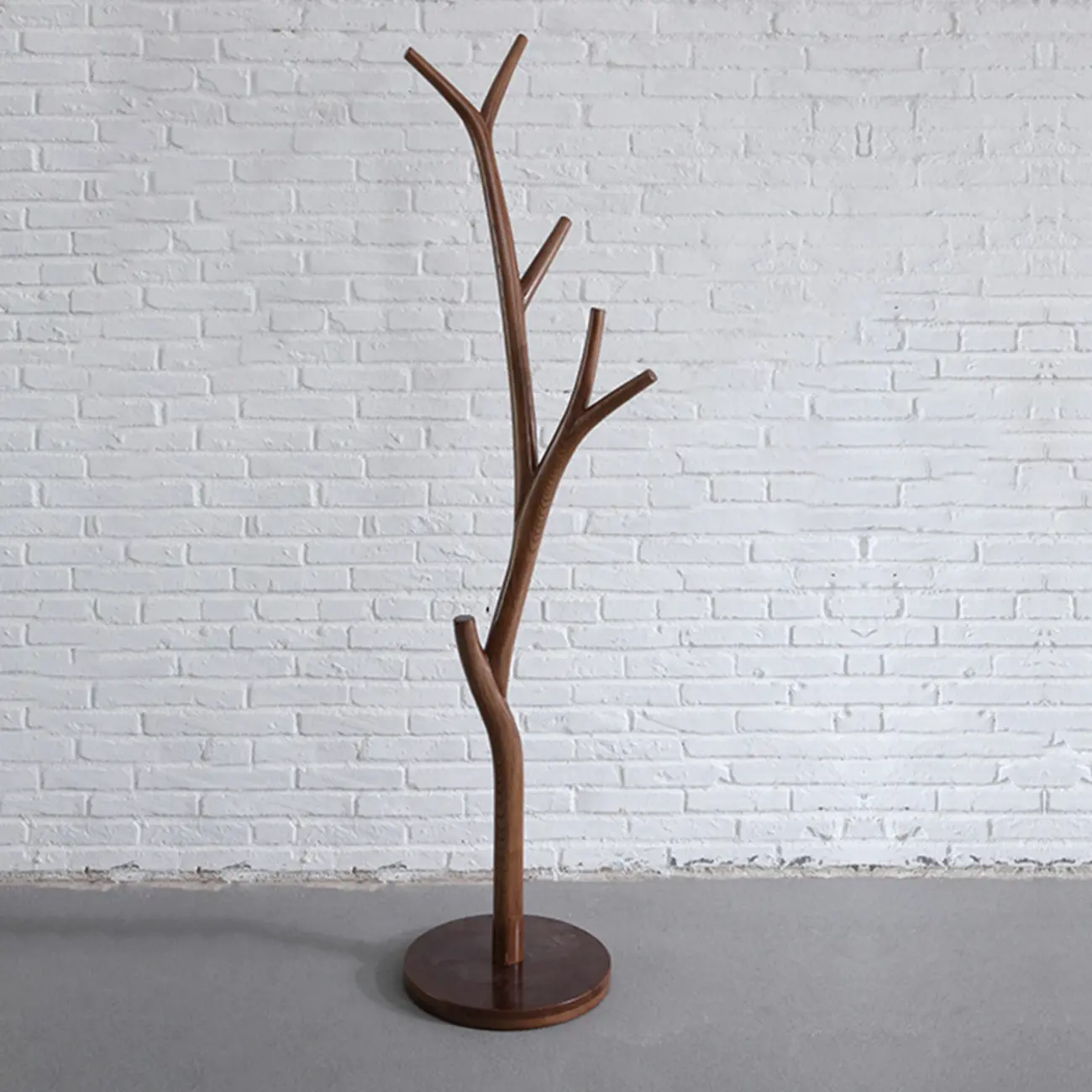 Freestanding Modern Wooden Tree-Shaped Coat Rack Image - 5 | homeyfad