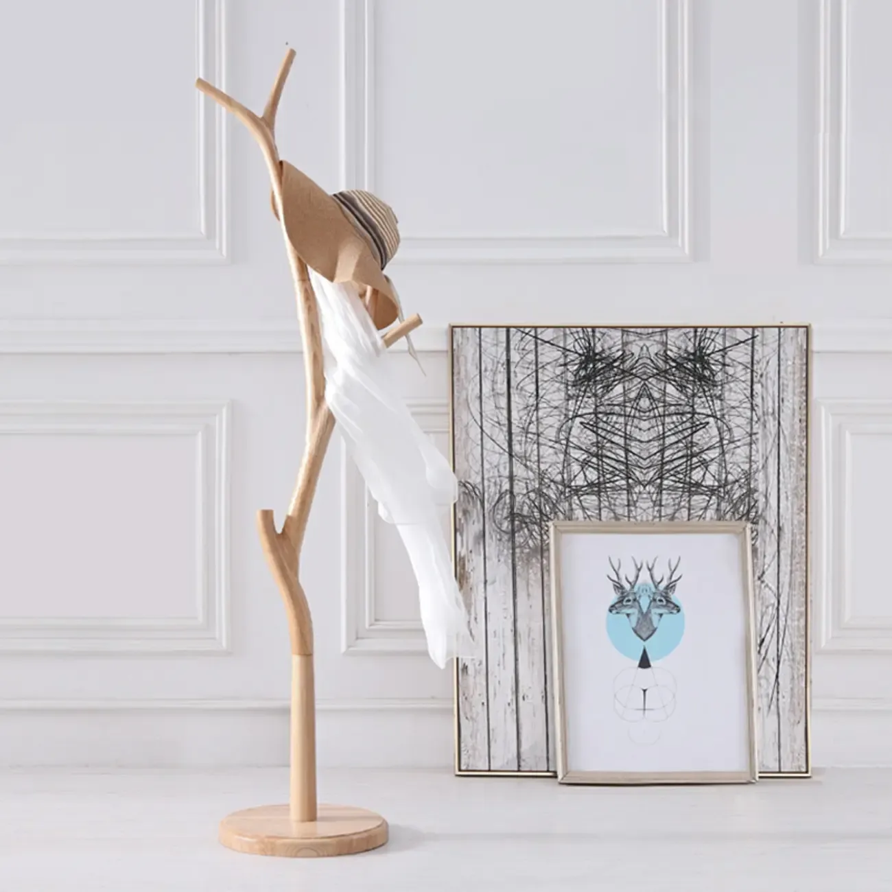 Freestanding Modern Wooden Tree-Shaped Coat Rack Image - 14
