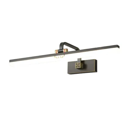 Minimalist Adjustable LED Gold Vanity Light for Mirror Front Image - 2