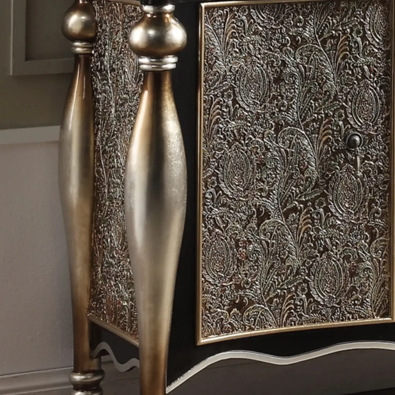 Vintage Gold Wooden Sideboard with Locking Drawer Image - 11