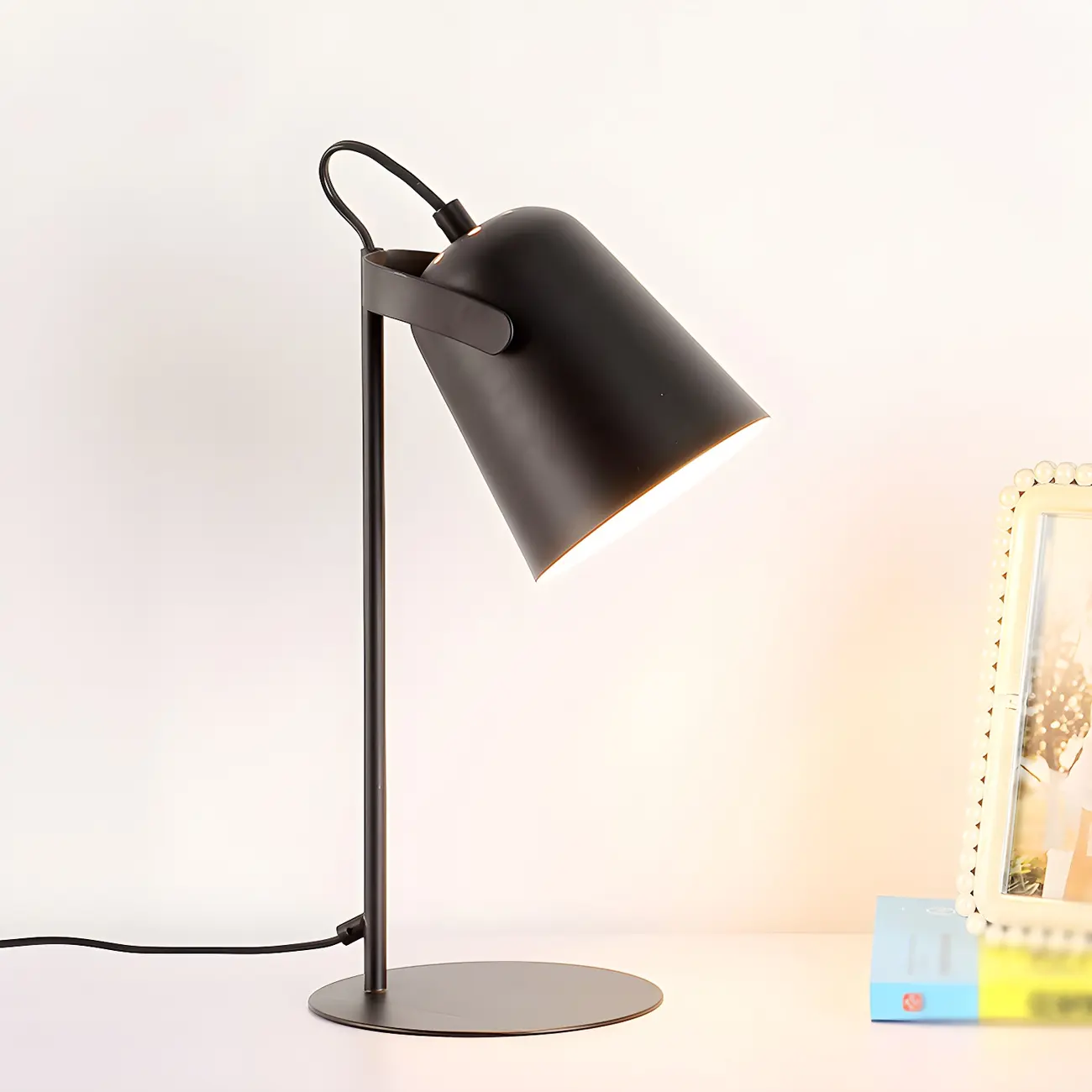 Minimalistic Bedside Rotatable Reading Desk Lamp  Image - 1 | homeyfad