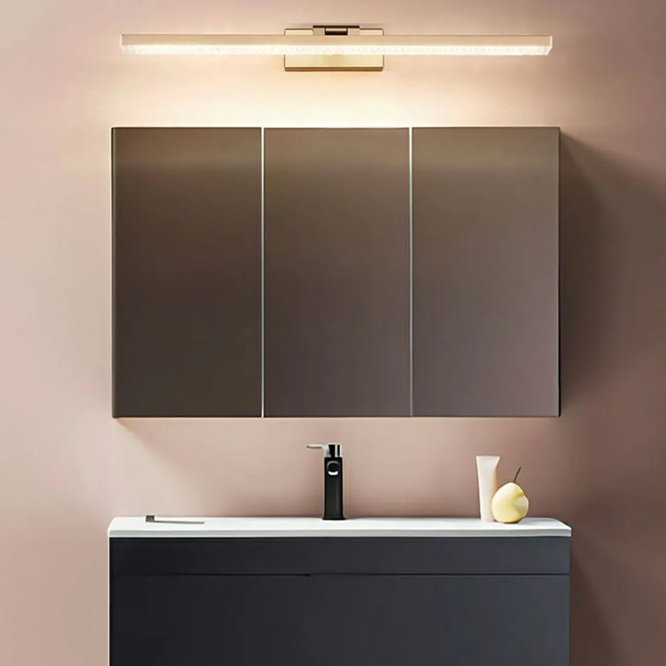 Sleek Gold Linear LED Vanity Light with Modern Design for Bathroom Image - 1 | homeyfad