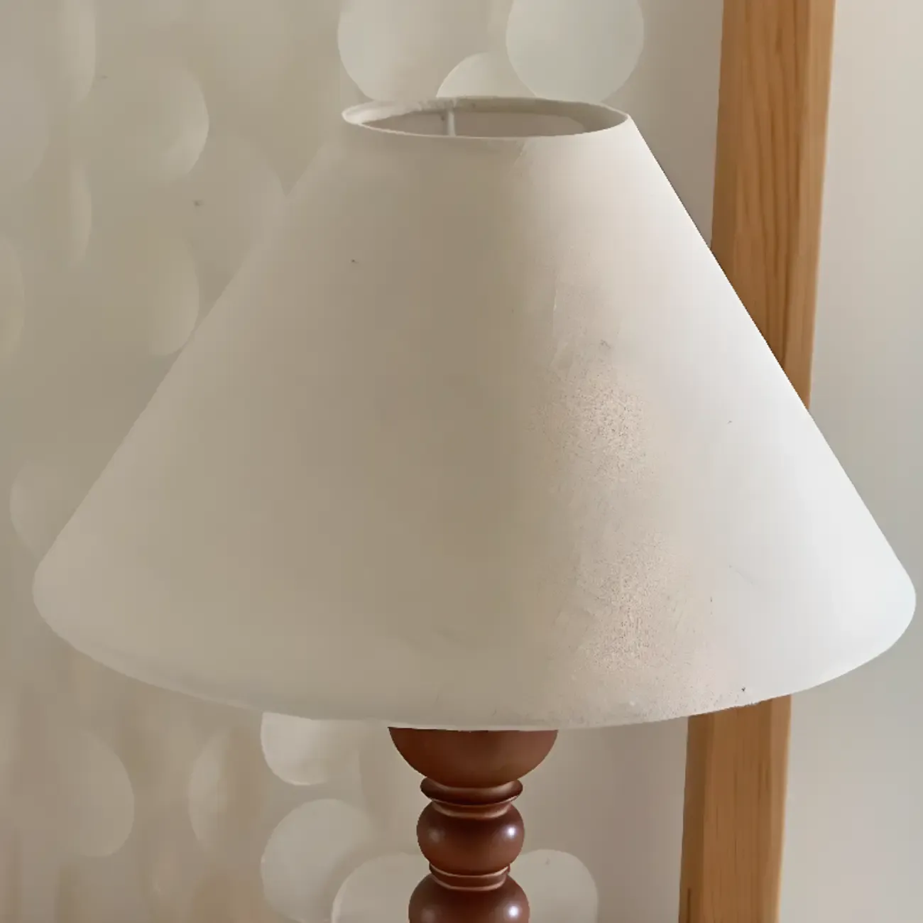 Modern Walnut Table Lamp With Down Fabric Cone Shade For Residential Use Image - 7