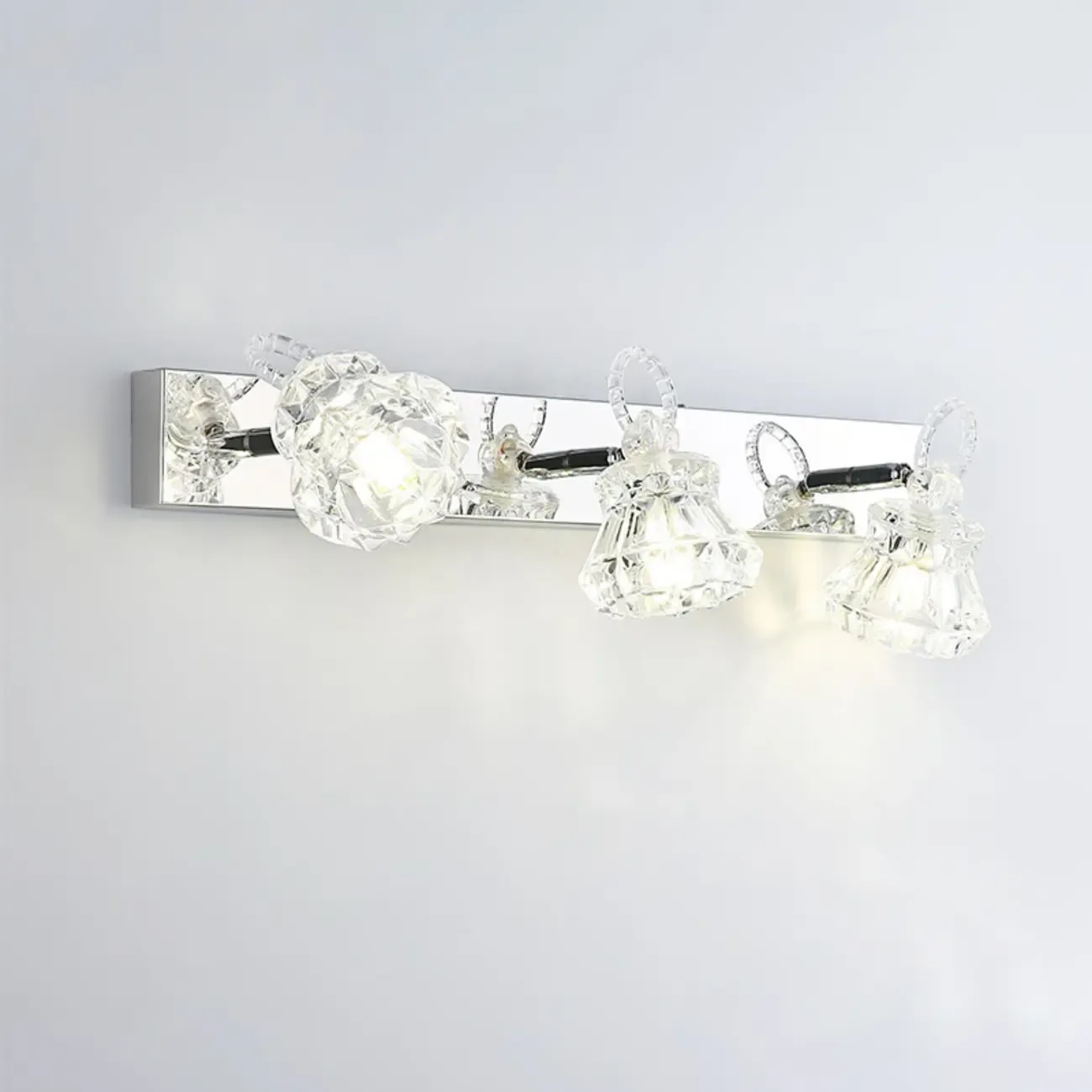 Luxury 3 Heads Silver Vanity Light with Clear Glass for Bathroom Image - 14