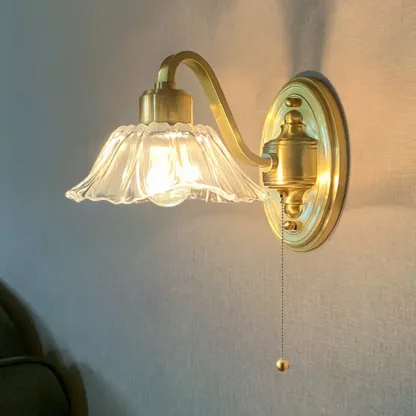 Elegant Clear Glass Floral Vanity Light with Gold Arc Arm for Bathroom Image - 7