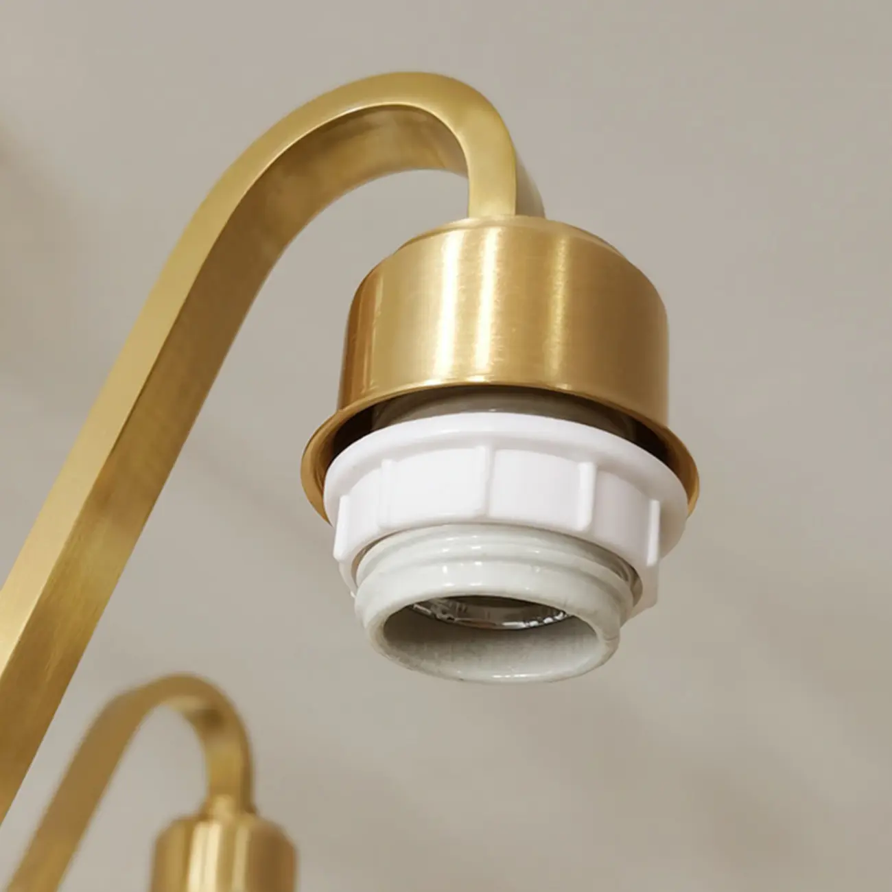 Elegant Clear Glass Floral Vanity Light with Gold Arc Arm for Bathroom Image - 12 | homeyfad