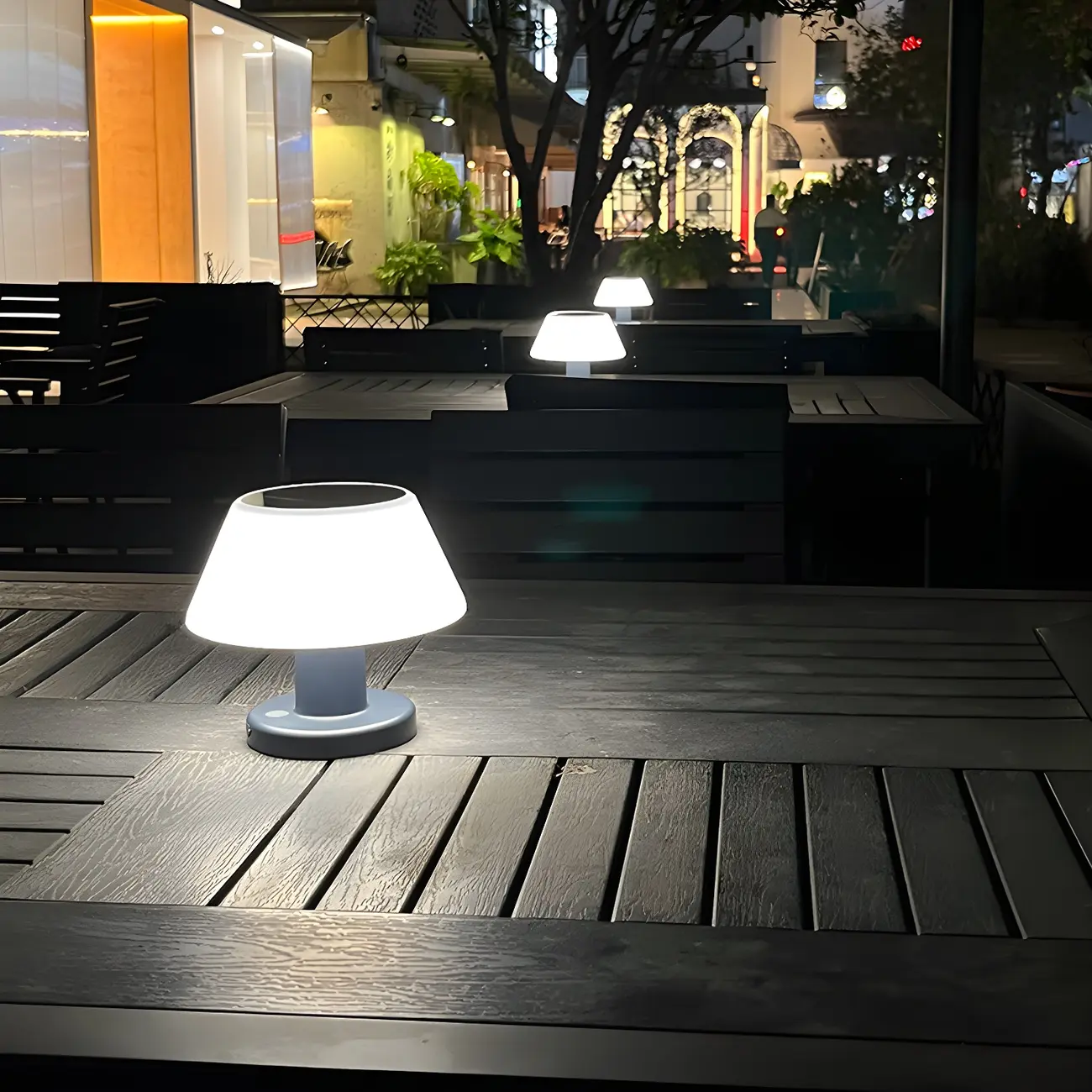 Modern White Solar Drum-Shape Post Cap Light Image - 2 | homeyfad