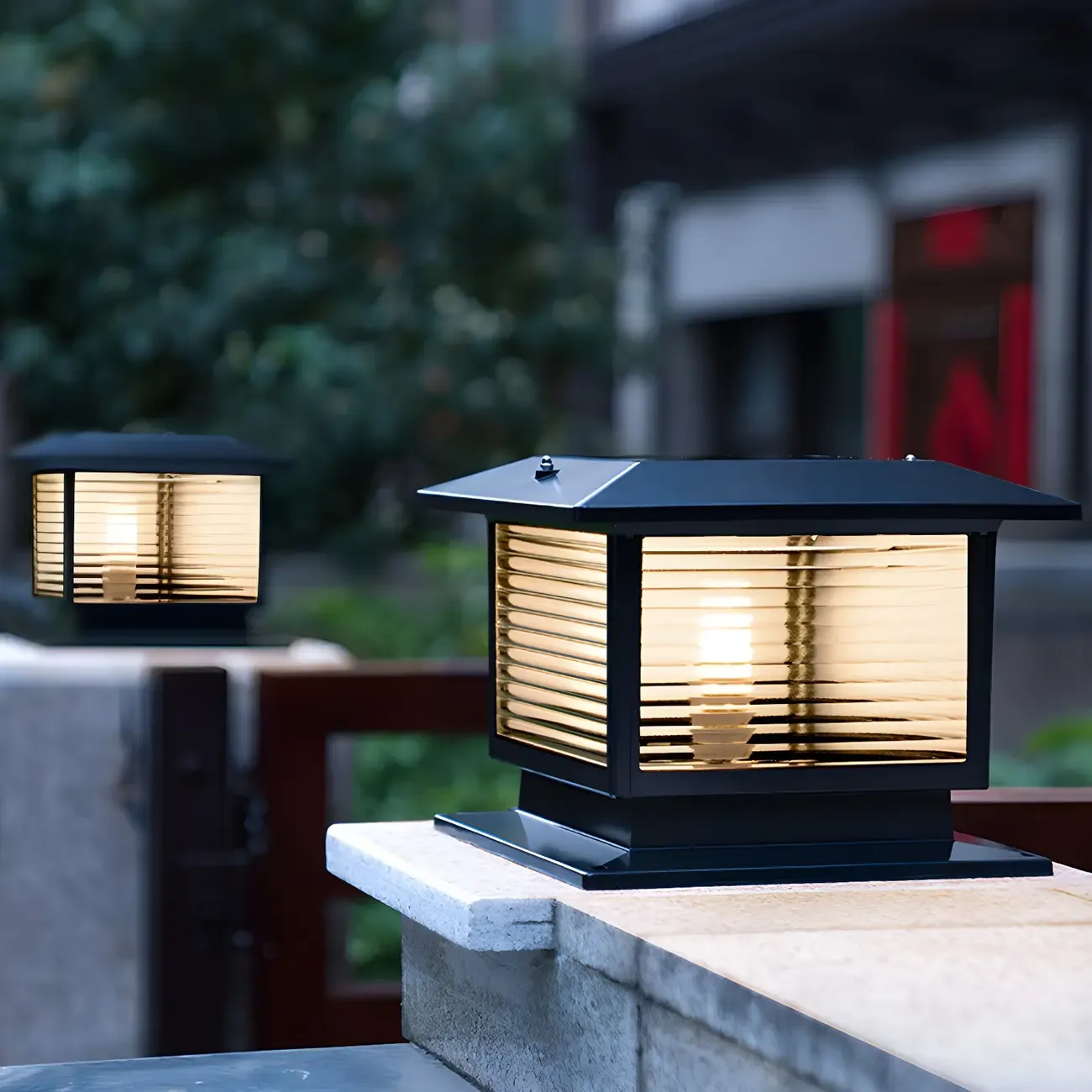 Waterproof Solar Energy Pillar Light LED Aluminum with Glass Shade for Outdoor Image - 3