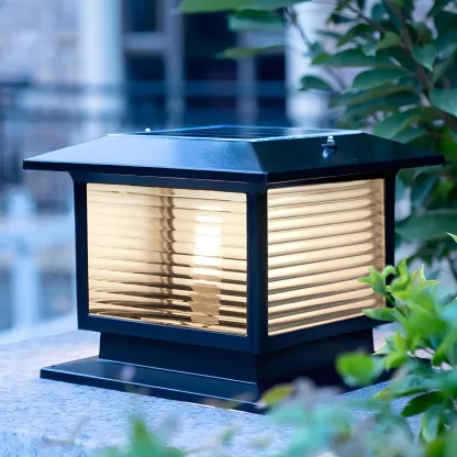 Waterproof Solar Energy Pillar Light LED Aluminum with Glass Shade for Outdoor Image - 4