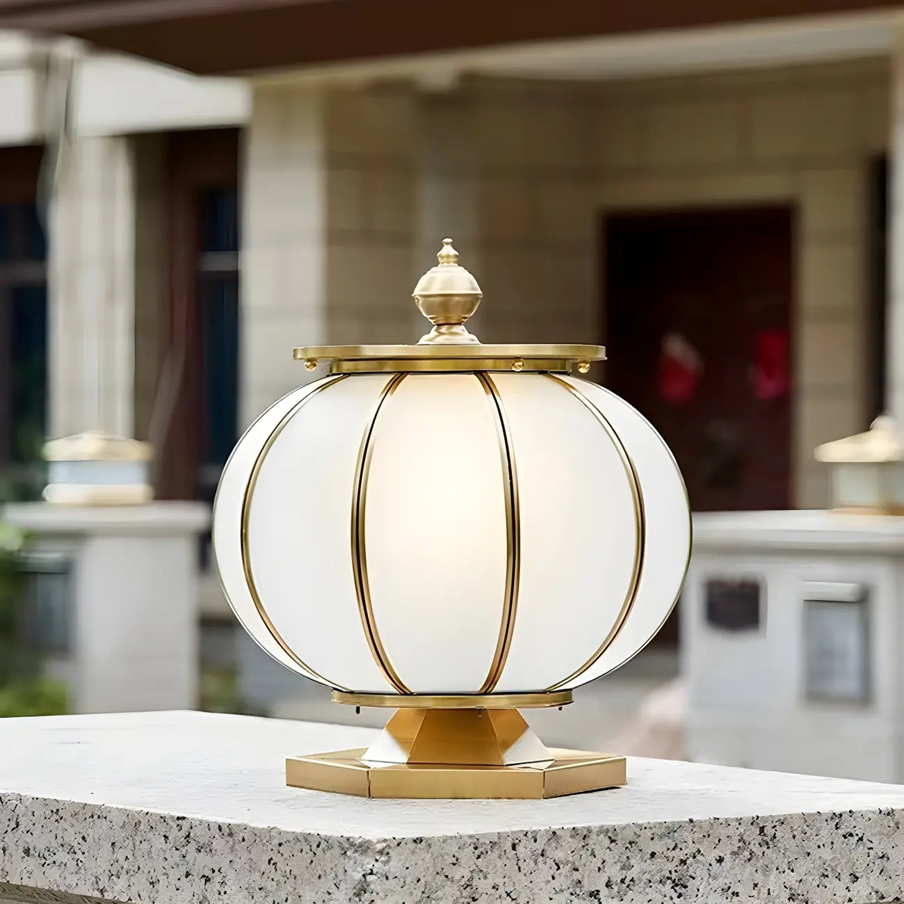 Round Shape Metal Solar Pillar Lamp Modern Style 1 Light Outdoor Light Image - 1 | homeyfad
