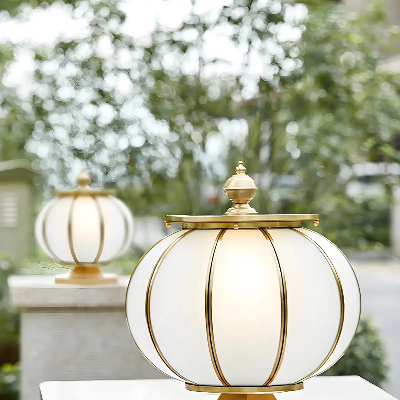 Round Shape Metal Solar Pillar Lamp Modern Style 1 Light Outdoor Light Image - 4