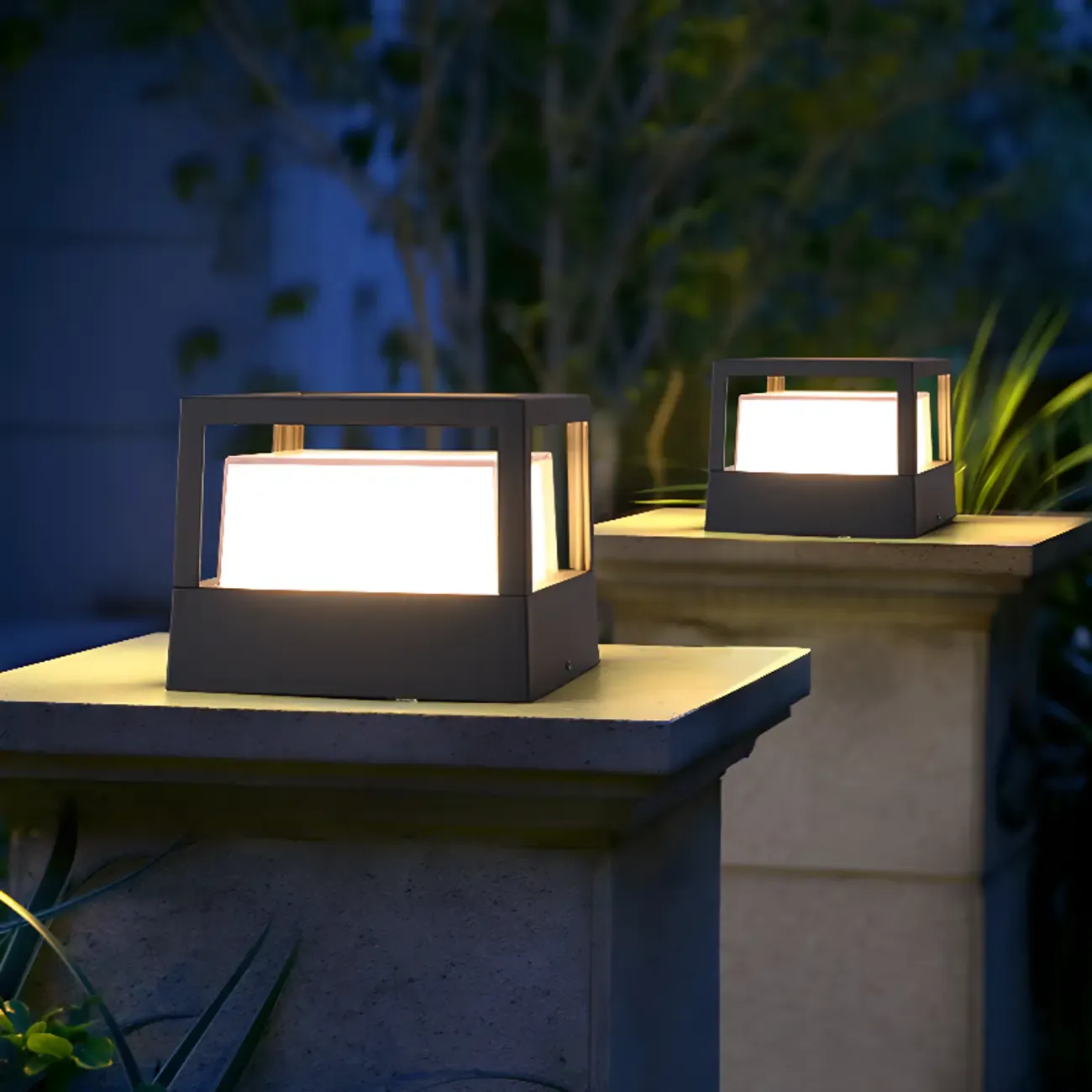 7"/5.5" Black Metal Solar Warm Light Patio Solar Table Lamp Adapted for LED Bulbs, Light Included Image - 4