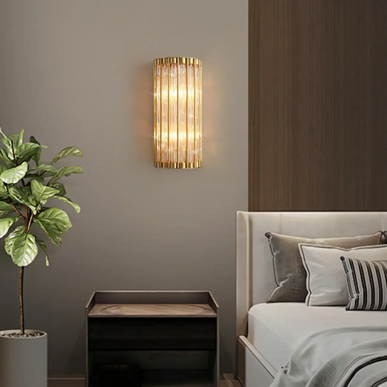 Modern Crystal Wall Light with Brass for Indoor Decor Image - 4