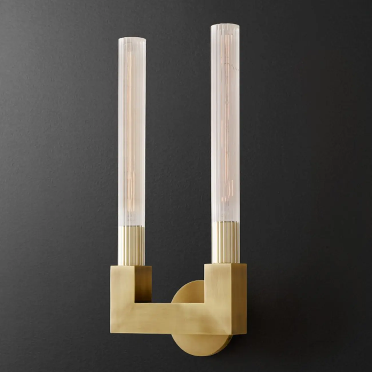 Modern Straight Brass Wall sconce for Elegant Bathroom Image - 11 | homeyfad