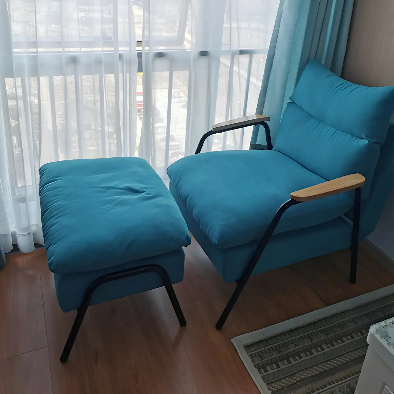 Modern Upholstered Recliner Chair with Ottoman Image - 2 | homeyfad