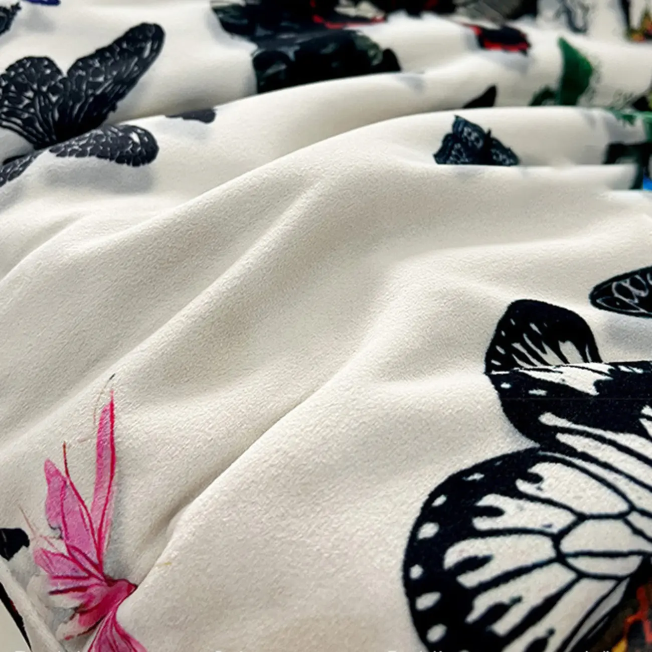 Modern Ergonomic Upholstered Rocking Chair Optional Ottoman Image - 13 | homeyfad