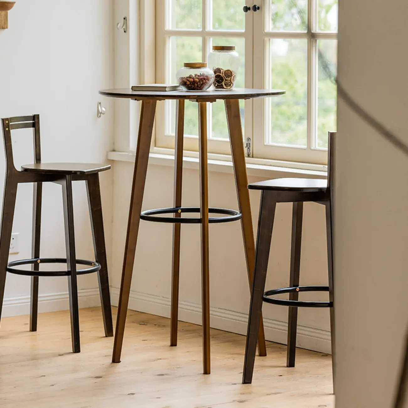 Scandinavian Bamboo Round Pub Bar Table with Black Footrest for Dining Image - 4 | homeyfad