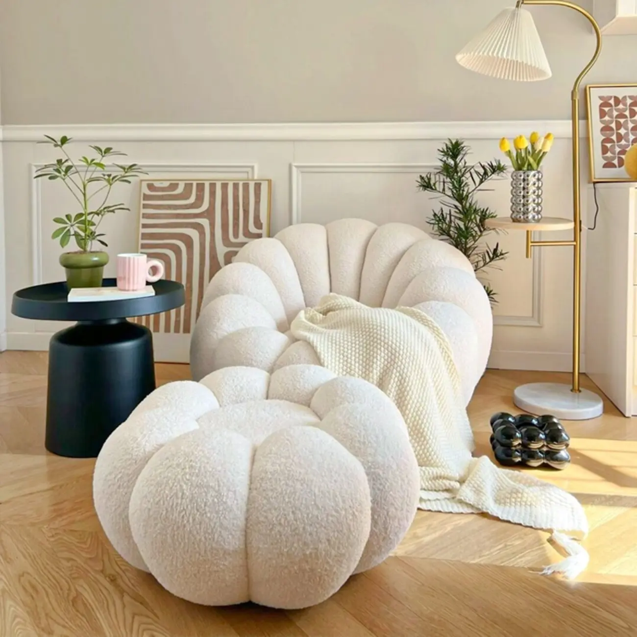 White Sherpa/Flannel Swivel Recliner Papasan Chair Image - 1 | homeyfad