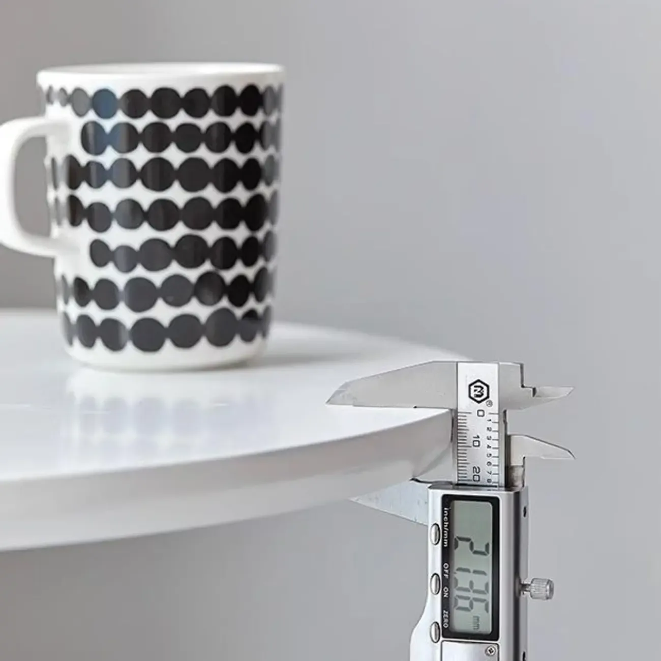 Round Wood End Table for Living Room with 3 Metal Legs Image - 10