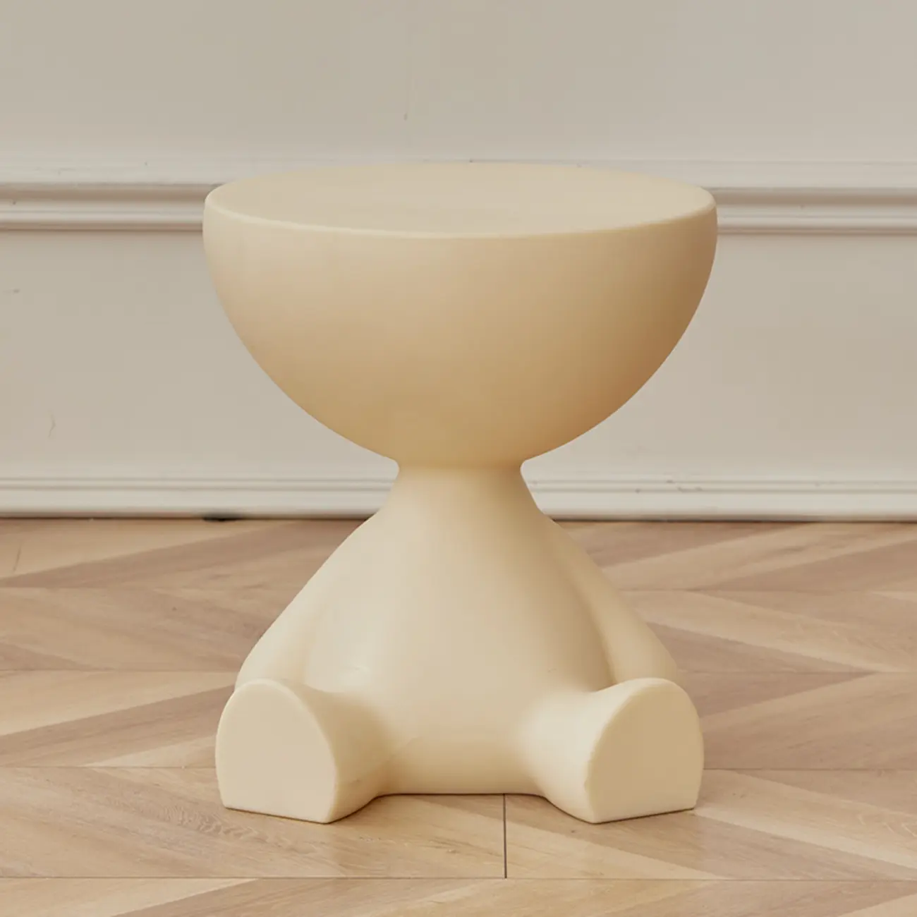 White Stylish Plastic Round End Table for Living Room Image - 11 | homeyfad