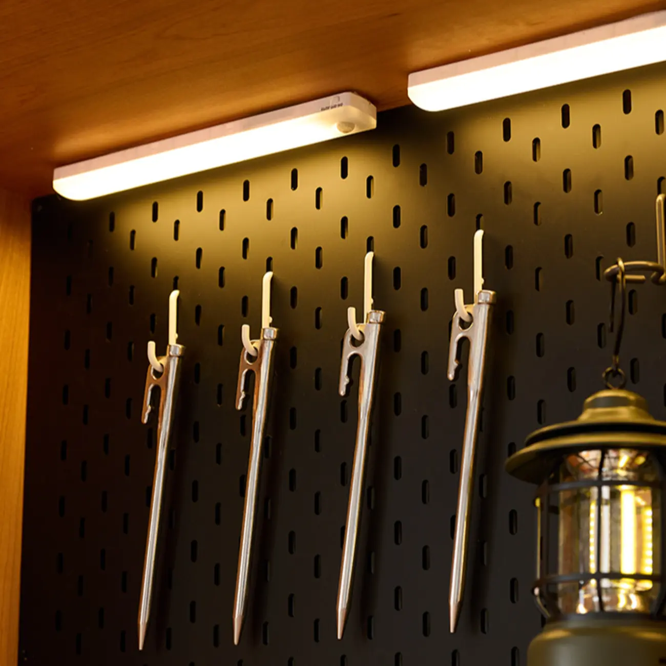 Traditional Wooden Open Display Cabinet with Storage for Living Room Image - 12 | homeyfad