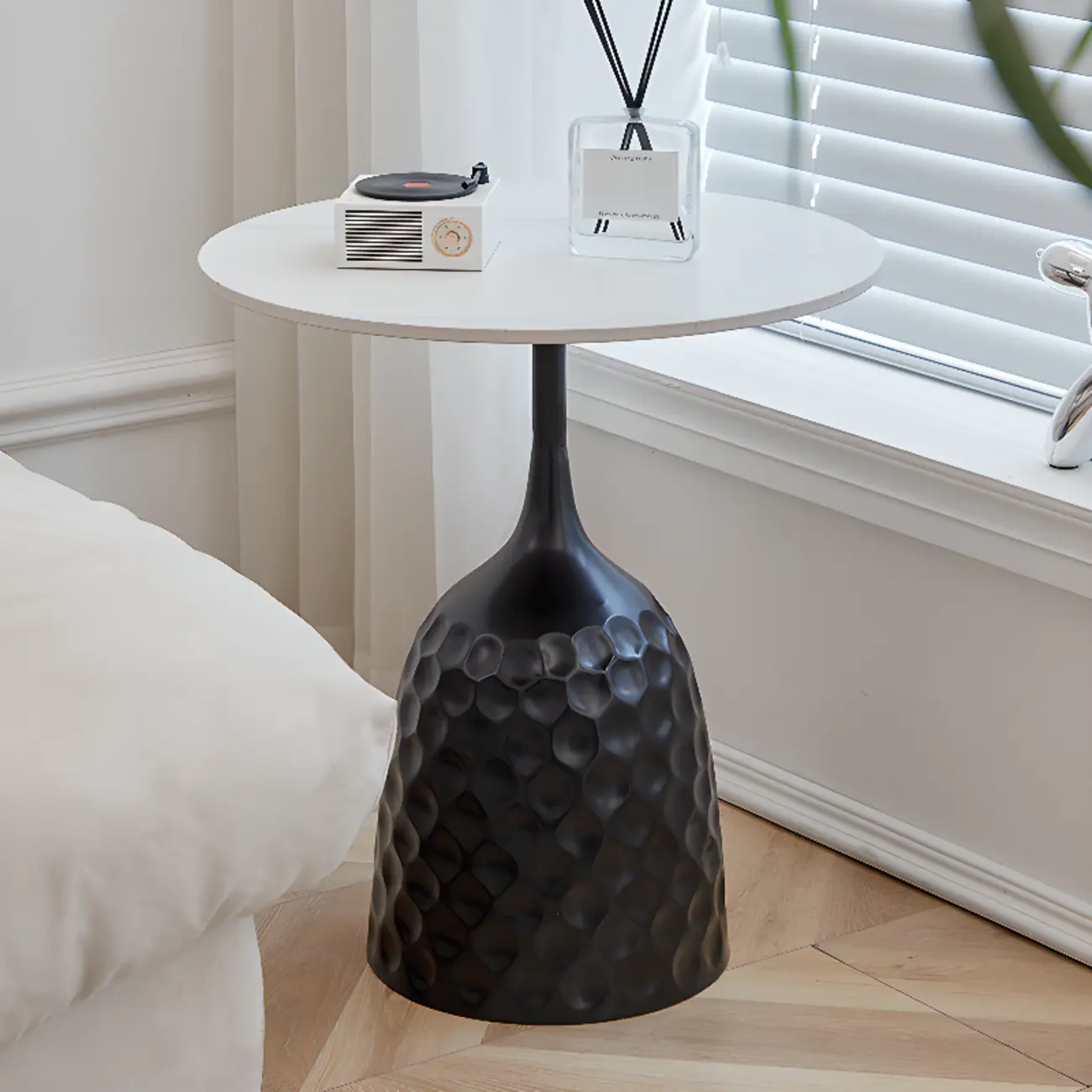 Metal Pedestal Round Marble Side Table for Living Room Image - 1 | homeyfad