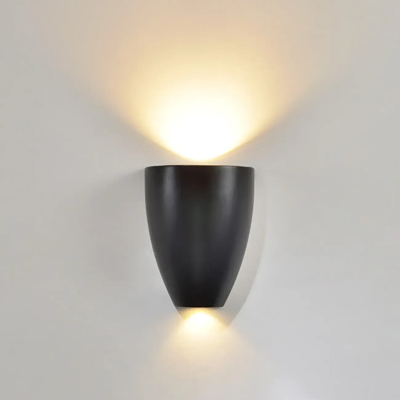Modern Black Wall-Mounted LED Vanity Light for Bathroom Image - 7