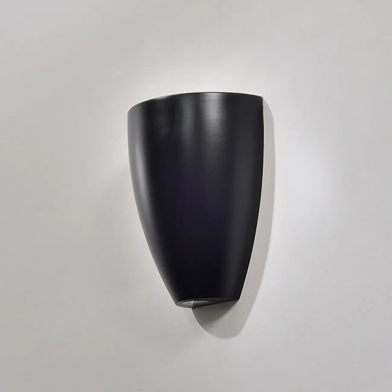 Modern Black Wall-Mounted LED Vanity Light for Bathroom Image - 11 | homeyfad