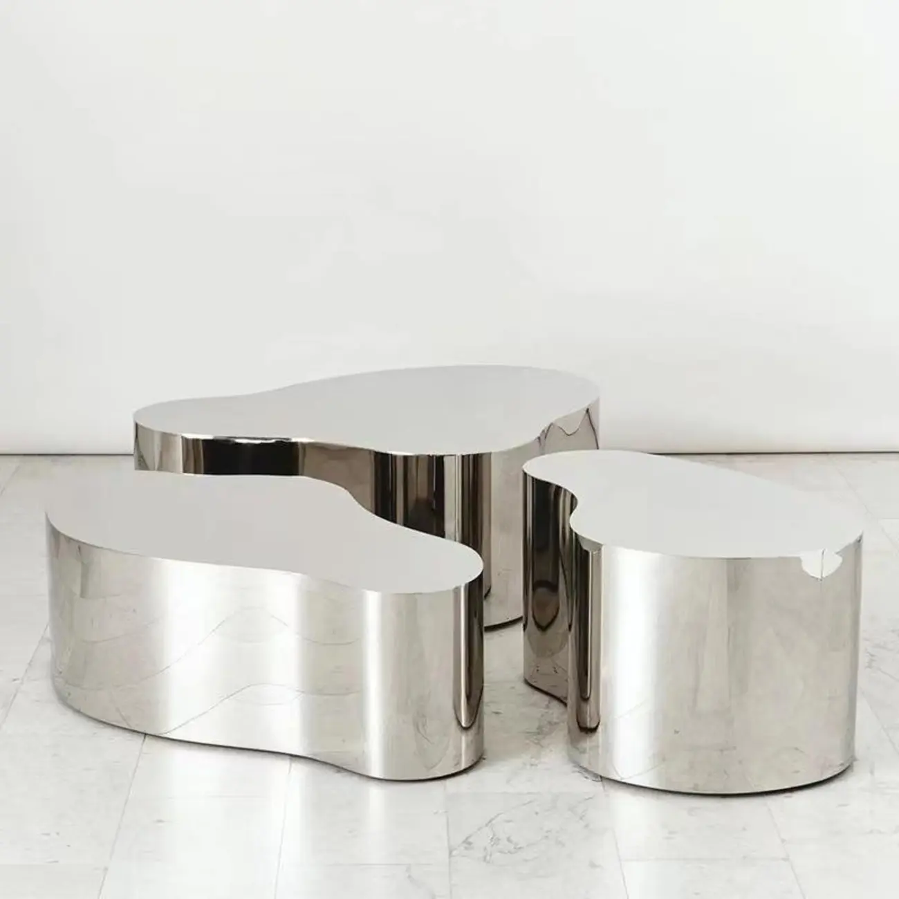 Modern Abstract Unique Silver Coffee Table with Free Form Image - 14 | homeyfad