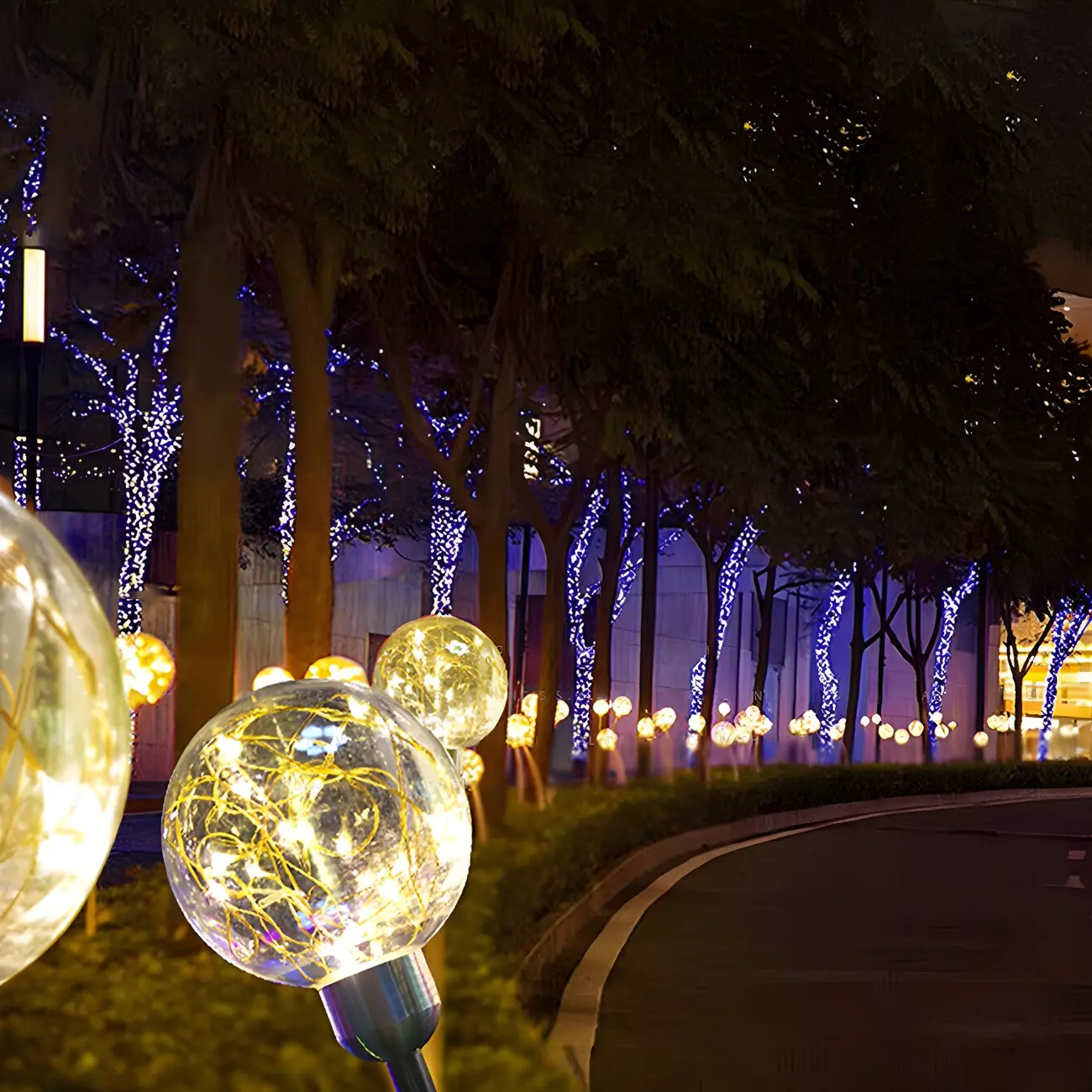 LED Yellow Copper Wire Ball Light for Outdoor Pathway Decor Image - 2 | homeyfad
