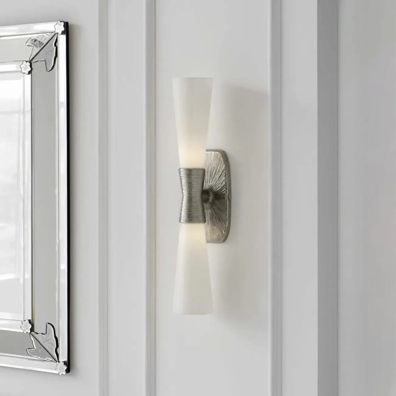 Elegant Glass Wall-Mounted Vanity Light for Bathroom Art Deco  Image - 2