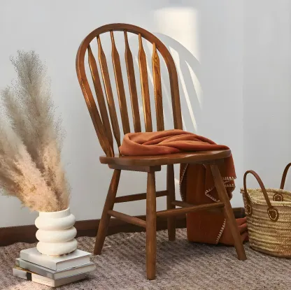 Traditional Windsor Back Solid Wood Dining Chair Set of 2 Image - 1