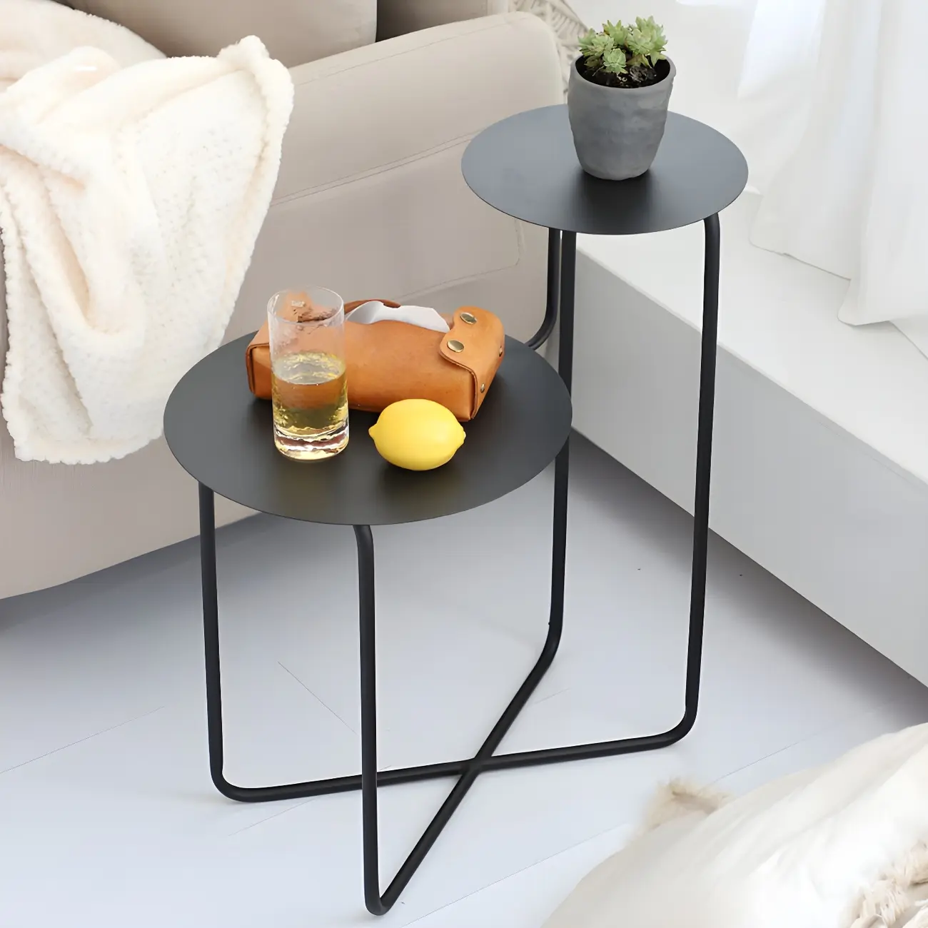Minimalist Round Metal Bedside Table in Black without Storage Image - 14 | homeyfad