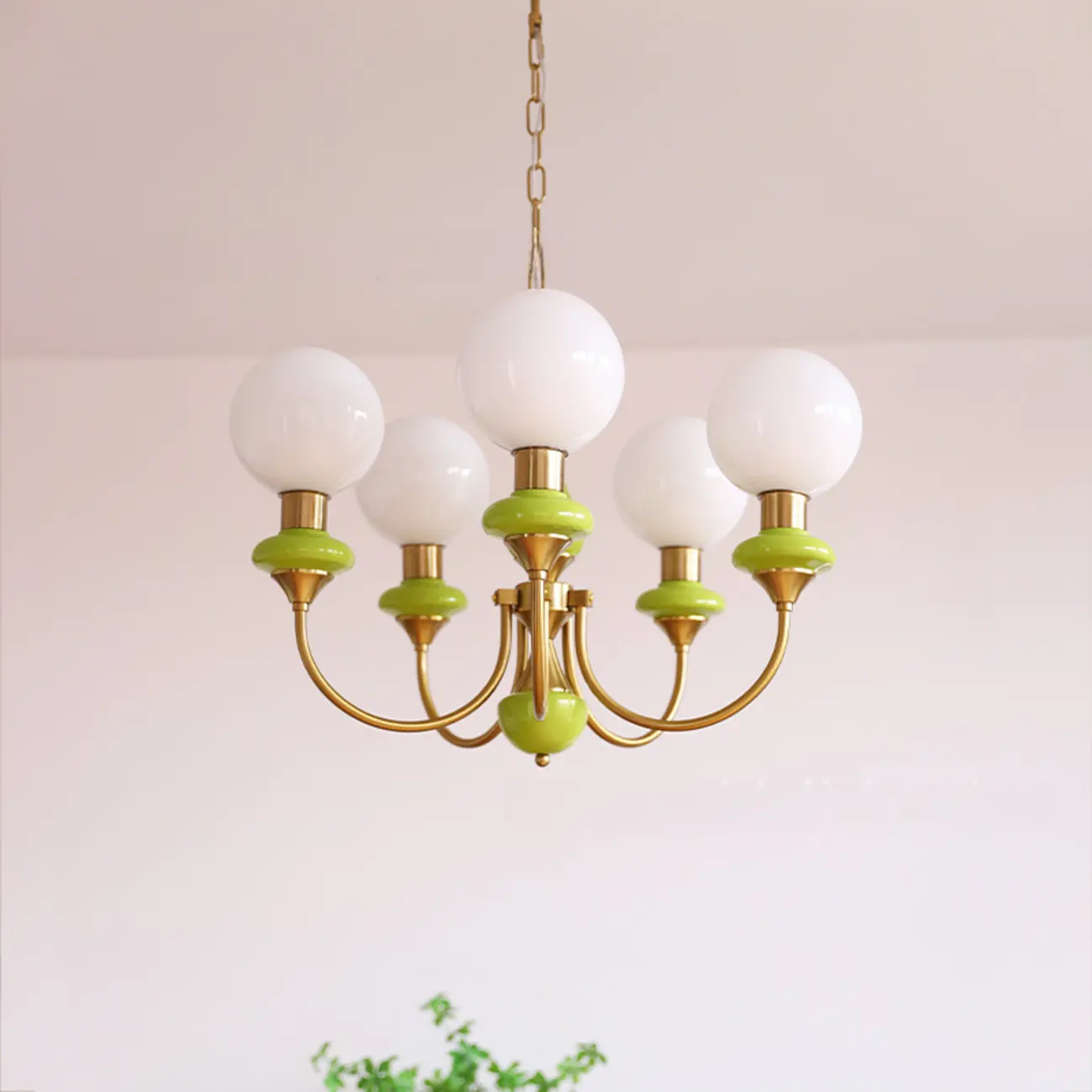 Adjustable Modern Green Globe Chandelier with 3/5 Light Image - 3 | homeyfad