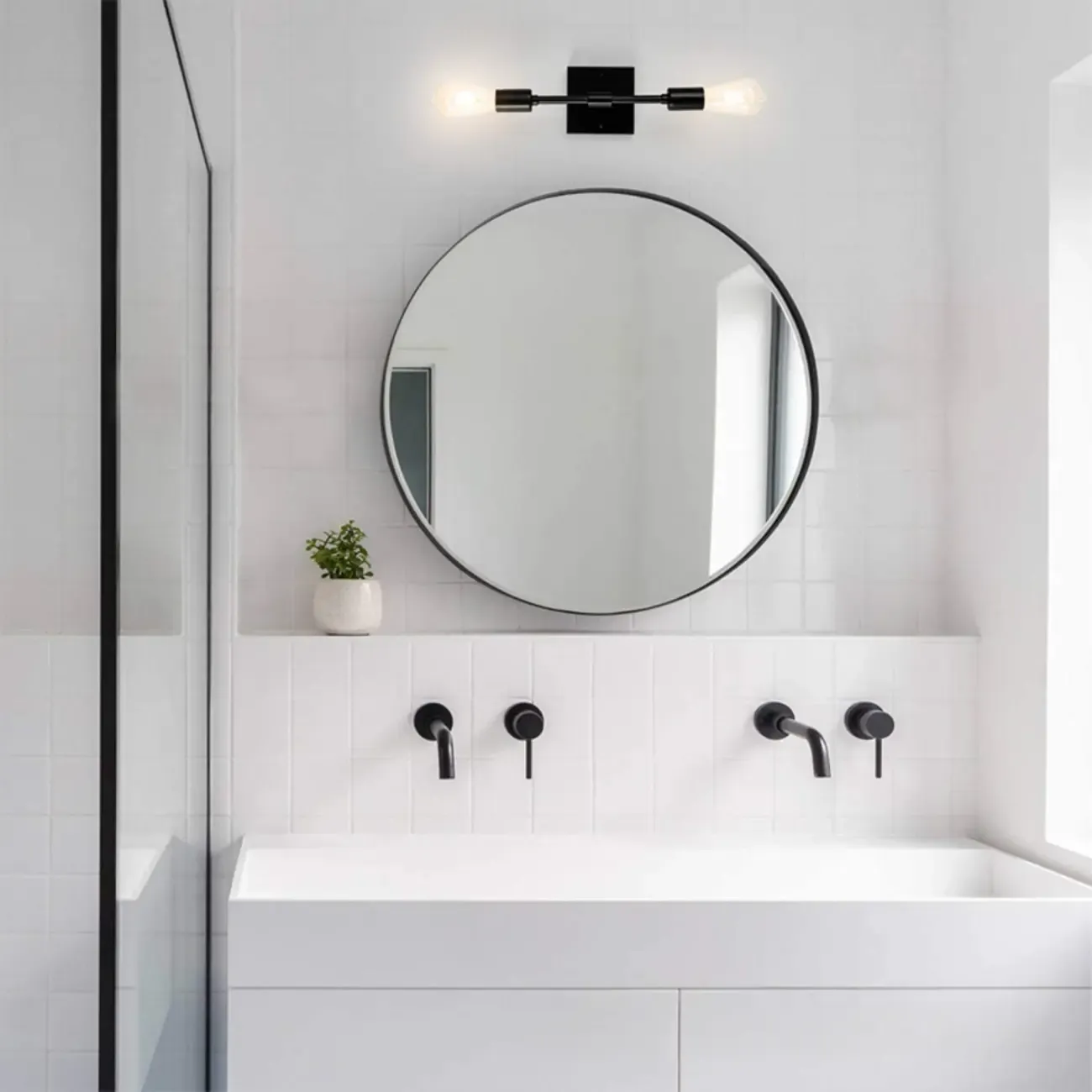 Stylish Dual-Tube Vanity Wall Light for Modern Bathroom Image - 4