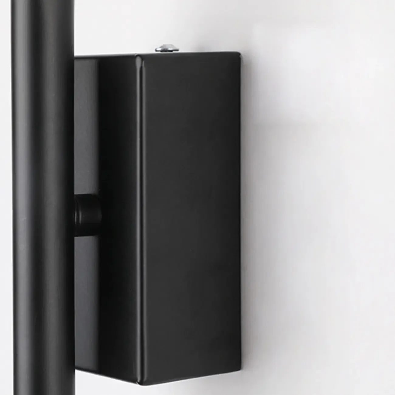 Simple Linear cylindrical Gold Vanity Lights for Bathroom Image - 8