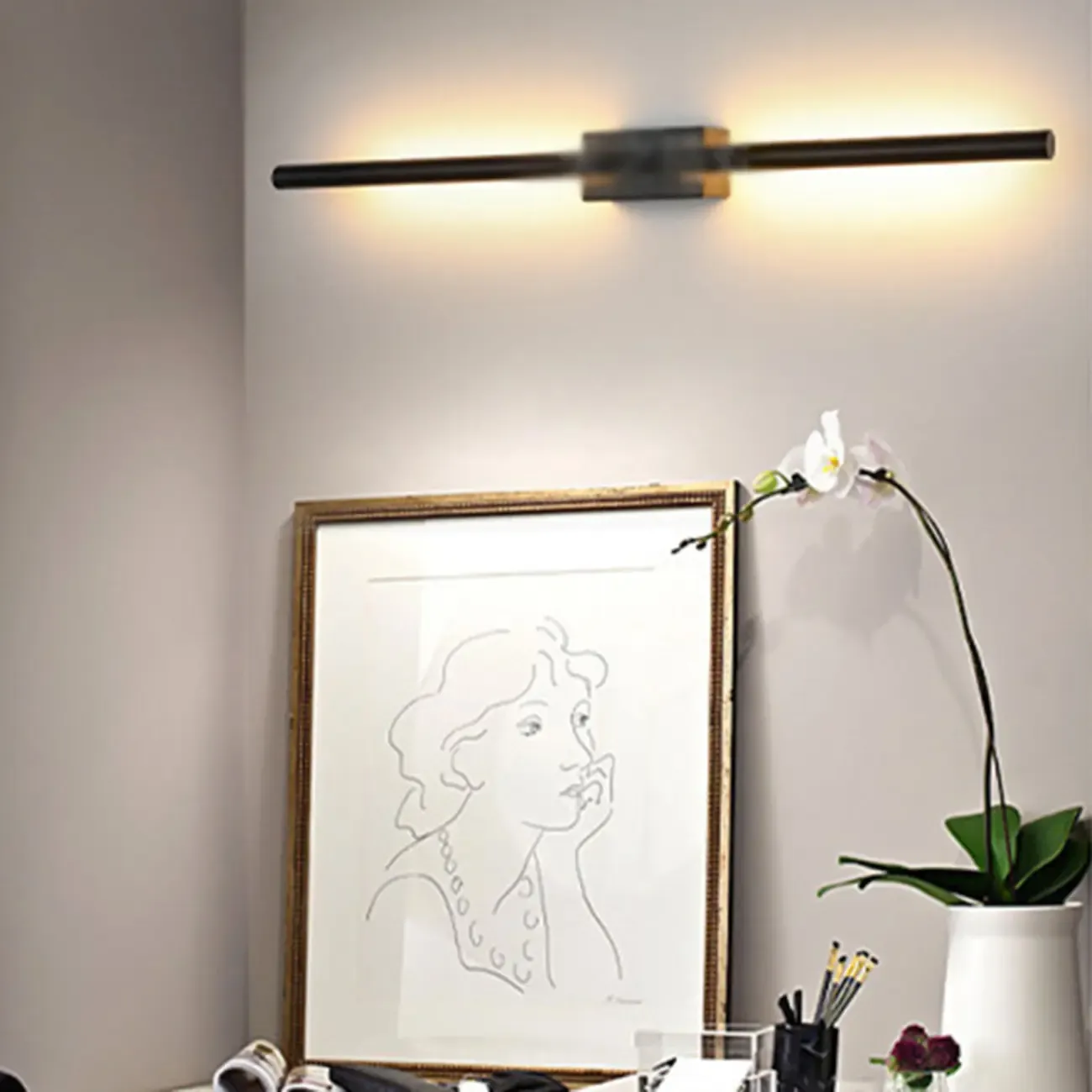 Simple Linear cylindrical Gold Vanity Lights for Bathroom Image - 11