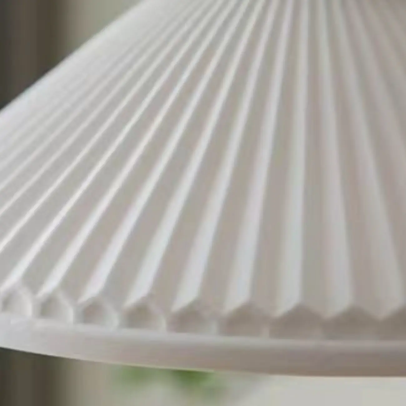 Elegant Classic Ceramic Pleated Cone Pendant Lamp for Living Room Image - 10 | homeyfad