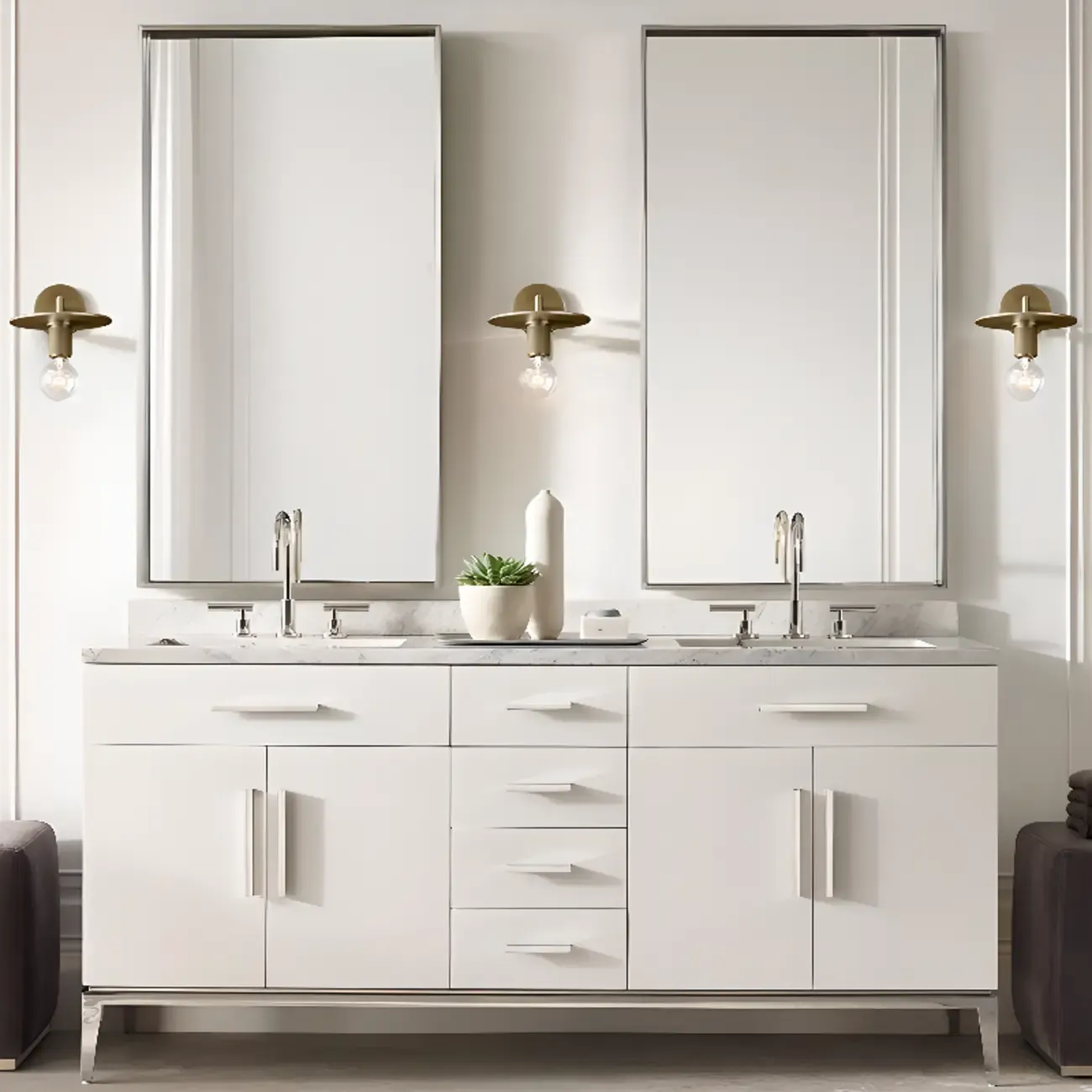 Versatile Bathroom Mini Vanity Light with Clear Glass Shade Image - 2