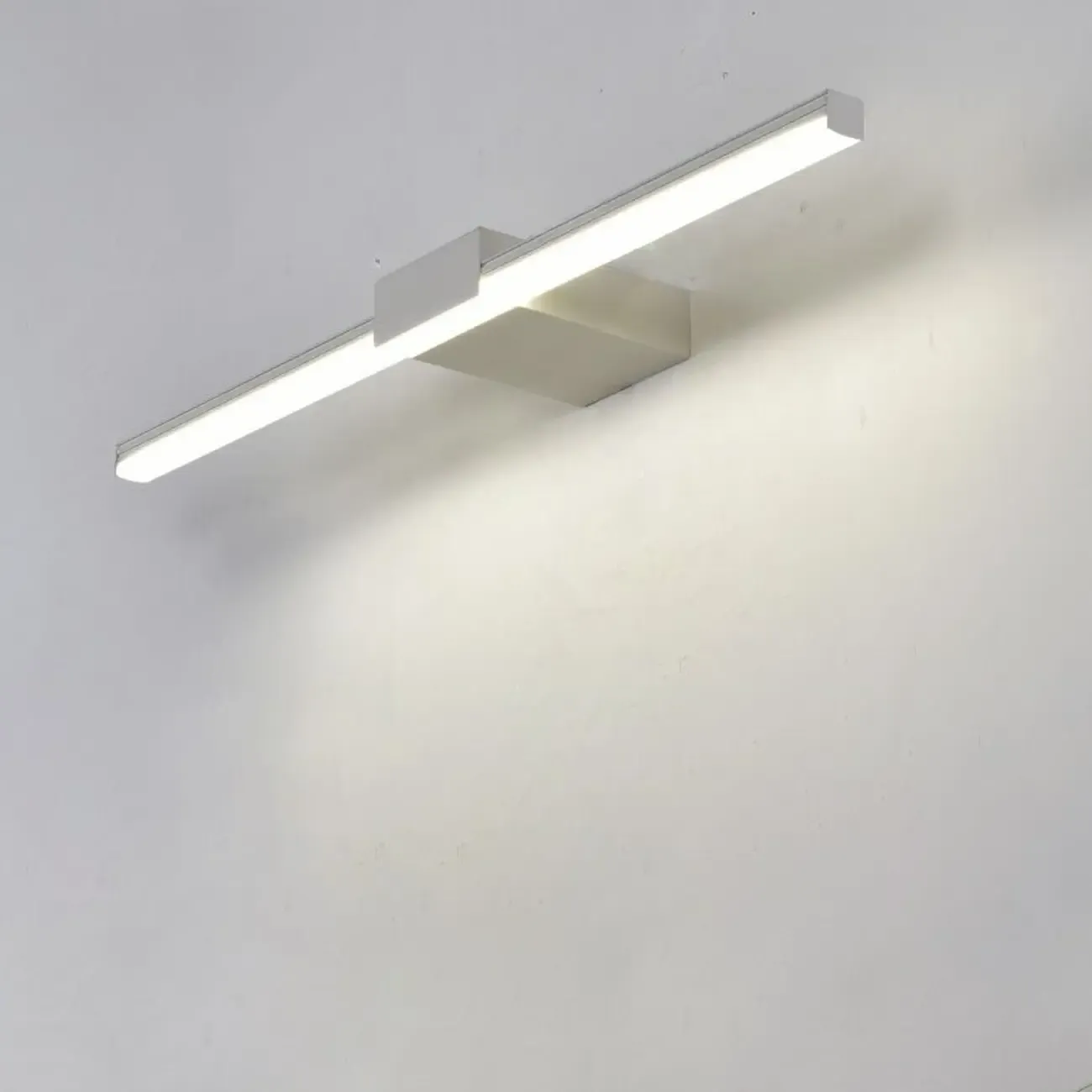 Modern Simple Linear Vanity Wall Lights with Acrylic Shade Image - 3