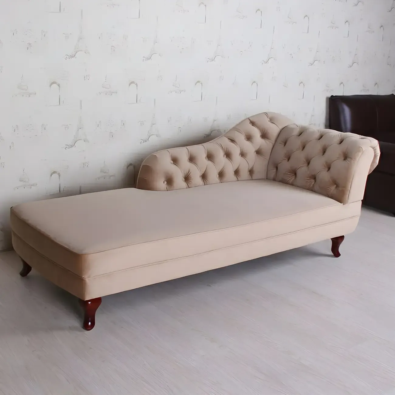 French Retro Modern Velvet Single Arm Facing Tufted Chaise Lounge with Pillow Image - 7