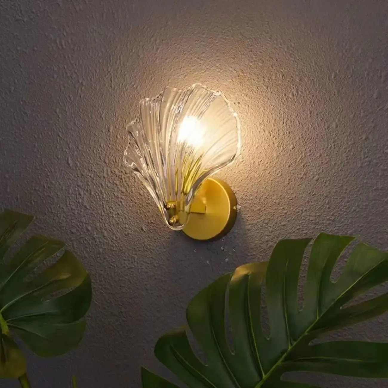 Modern Geometric Metal Vanity Lights with Glass Shell Shade Image - 5