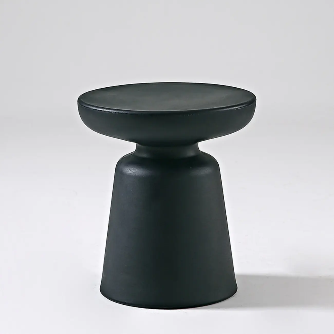 Nordic Round Matte Small Household Sofa Side Table Image - 9 | homeyfad