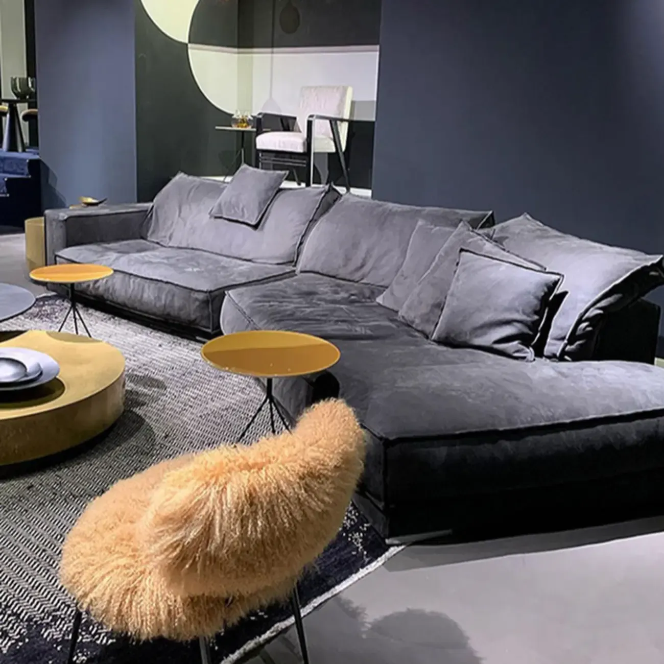 Modern Grey Nappa Sectional Sofa with Pillows for Living Room Image - 1