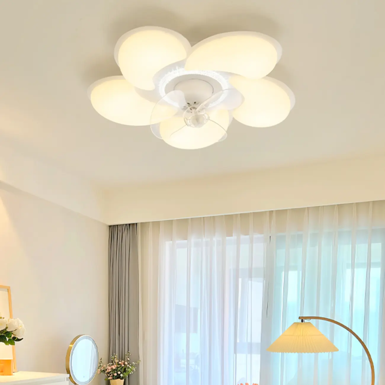 Smart 3-Blade Flower Flushmount Ceiling Fan with Lights Image - 1 | homeyfad